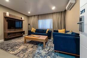 Central Hotel- Ridge