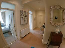 Escape To Edinburgh @ Broughton Place