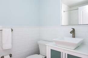 6 Bedroom Duplex Near NYC