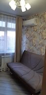 Nizhneimeretinskya apt 22
