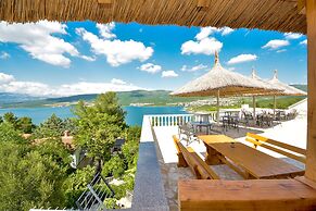 Apartmani Robi i Kristina