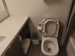 AMAZING SUITES IN YORKVILLE