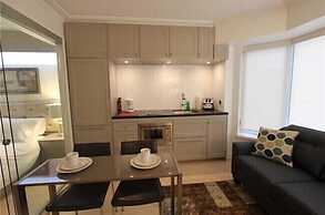 AMAZING SUITES IN YORKVILLE