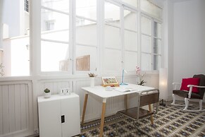 SingularStays Ms Rogers