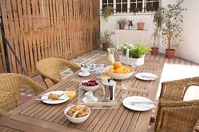 SingularStays Ms Rogers