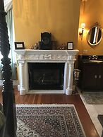 Edgewood Manor