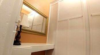 Historic Whiting Hotel Suites