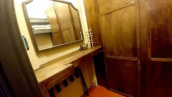 Historic Whiting Hotel Suites