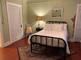 Historic Whiting Hotel Suites