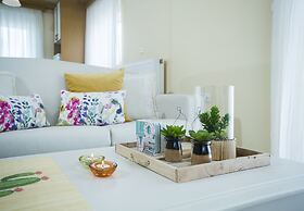 Sea Daffodil Apartments