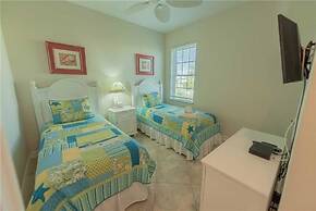 Beachy Villa Vista Apartment 5