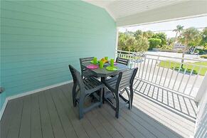 Beachy Villa Vista Apartment 5