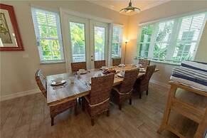 Beachy Villa Vista Apartment 5