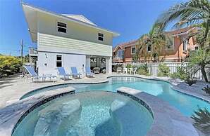 113 8th Street South Apartment 2