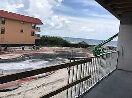 Deluxe King Gulf View Rm 209 Apartment 1