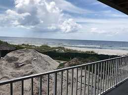 Gulf Front Suite 201 Apartment 1