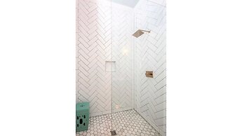 154 ABC Spring Street - 7 BR / 5 BA Holiday home 7