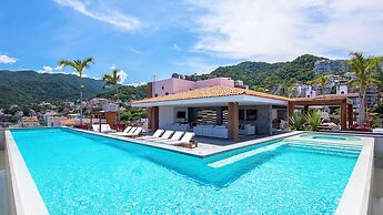Oceana Two Bedroom PH - Adults Only