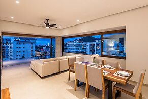 Oceana Two Bedroom PH - Adults Only