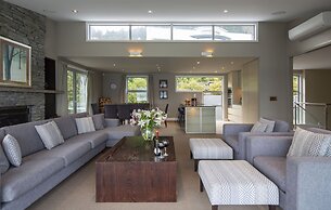 13 Poole Lane by Staysouth