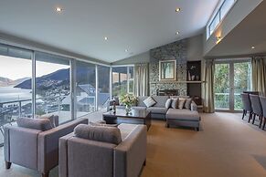 13 Poole Lane by Staysouth