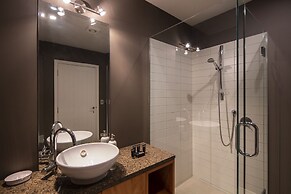 13 Poole Lane by Staysouth