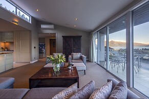 13 Poole Lane by Staysouth