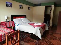 Artesonraju Hostel Huaraz