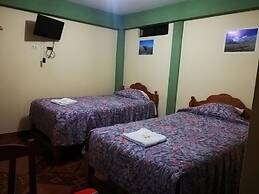 Artesonraju Hostel Huaraz