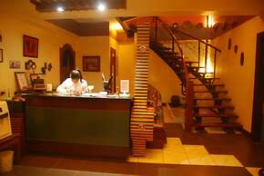 Centro Mactan Suites