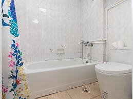 iFamily Apartment Hongfeng Branch