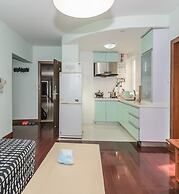 iFamily Apartment Hongfeng Branch