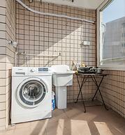 iFamily Apartment Hongfeng Branch