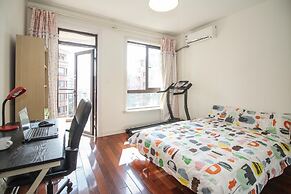 Ellies Apartment Biyun Branch