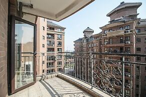 Ellies Apartment Biyun Branch