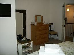 Middletown Farmhouse B&B