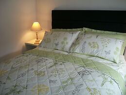 Middletown Farmhouse B&B