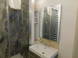 Middletown Farmhouse B&B