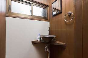 Tarbo's House Nishikitsuji : Free Parking, Pet OK