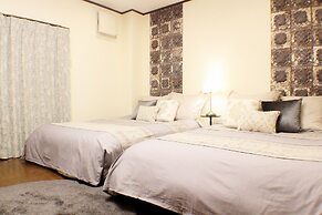 Gold House Namba Minami