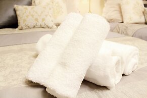 Gold House Namba Minami