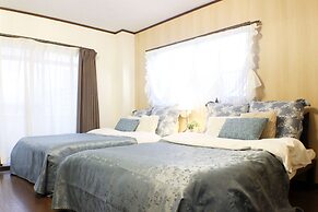 Gold House Namba Minami