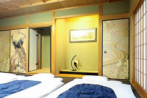 Gold House Namba Minami