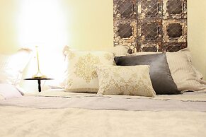 Gold House Namba Minami