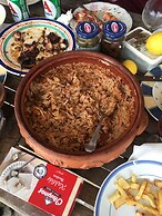 Daskalio Resort Adamis