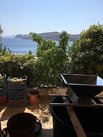 Daskalio Resort Adamis