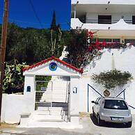 Daskalio Resort Adamis