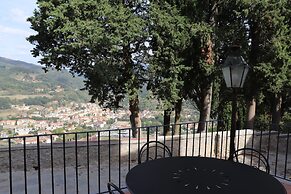 Il Borgo di Villa Cellaia