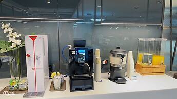 Haifu Hotel & Suites