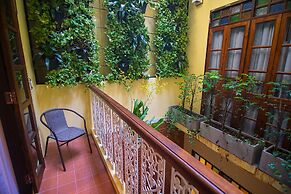 Woo Gallery and Boutique Hotel